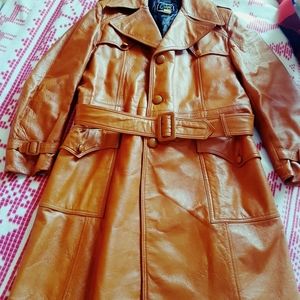 Vintage leather belted 70s trenchcoat